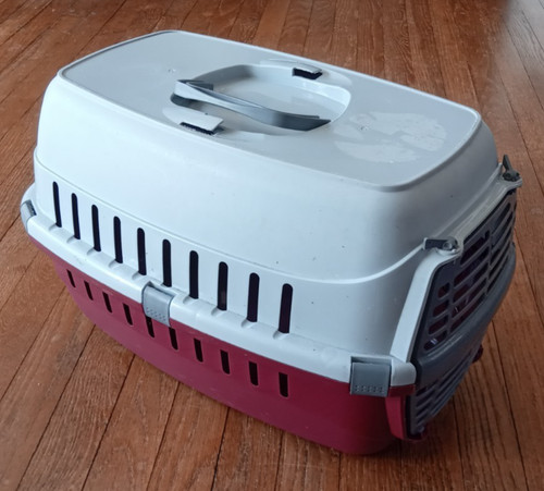 Plastic pet carrier for - pet,
